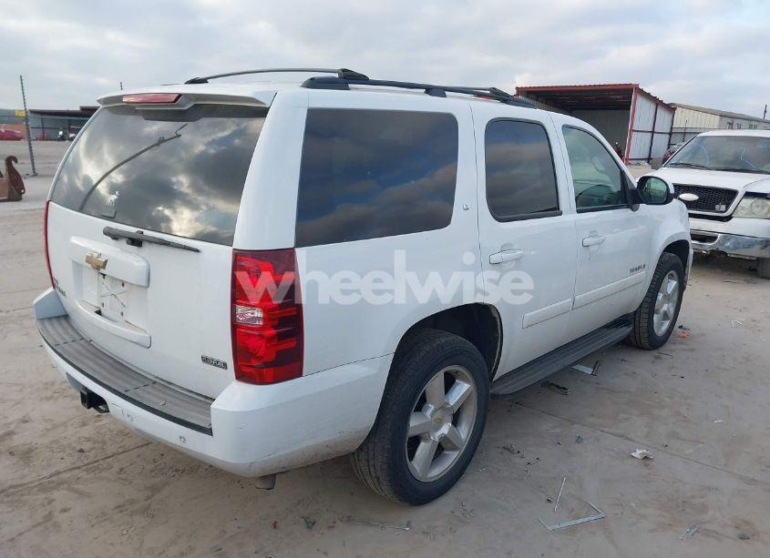 Photo 4 of 2009 Chevrolet Tahoe LT2 (VIN 1GNFC23079R174317)
