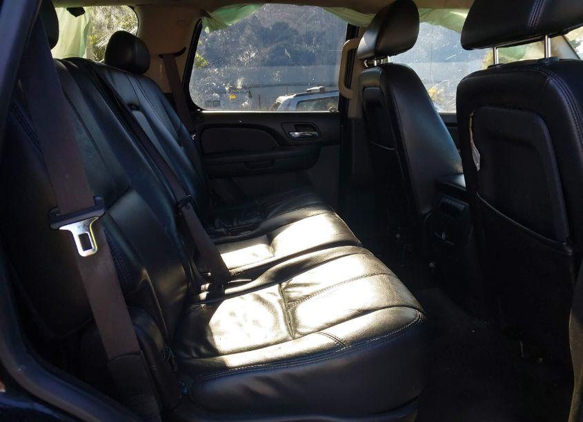 Photo 8 of 2009 Chevrolet Tahoe LT2 (VIN 1GNFC23079R259321)