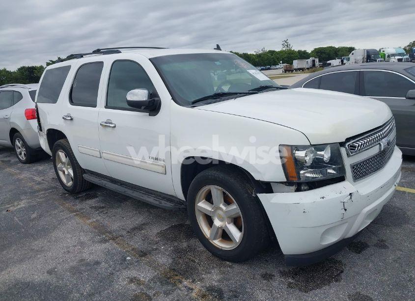 2009 Chevrolet Tahoe LT2 (VIN 1GNFC230X9R293513) main photo