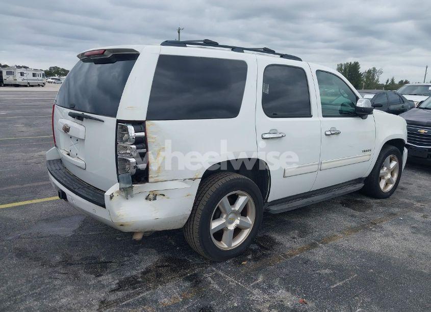 Photo 4 of 2009 Chevrolet Tahoe LT2 (VIN 1GNFC230X9R293513)