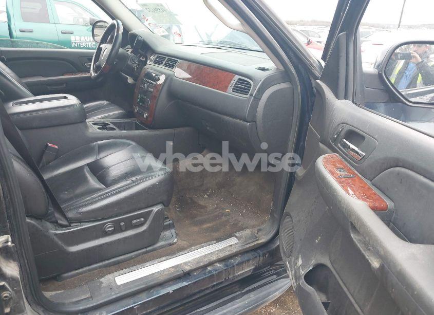 Photo 5 of 2009 Chevrolet Tahoe LT1 (VIN 1GNFC23J39R136558)