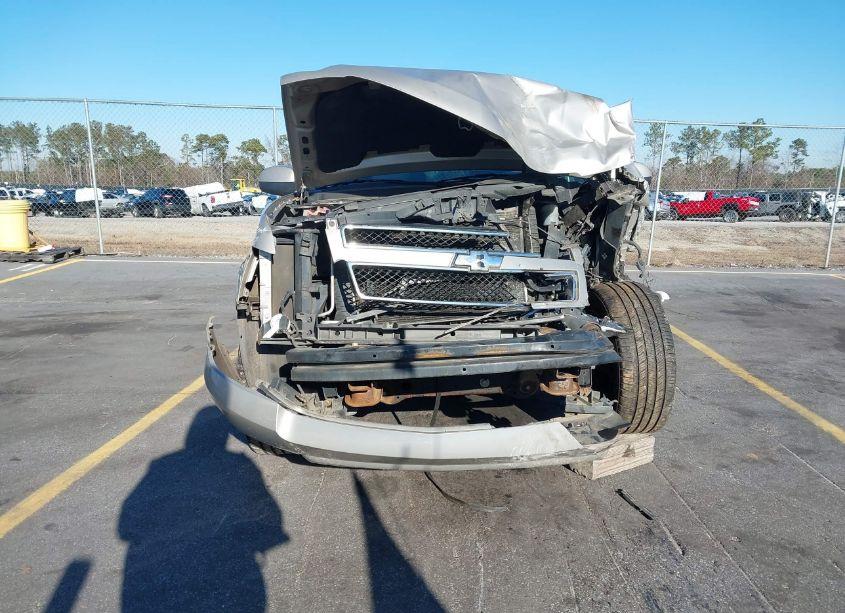 Photo 12 of 2009 Chevrolet Suburban 1500 LT1 (VIN 1GNFC26039R263572)