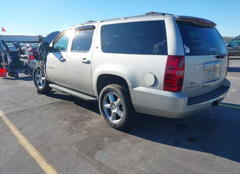 Photo 3 of 2009 Chevrolet Suburban 1500 LT1 (VIN 1GNFC26039R263572)