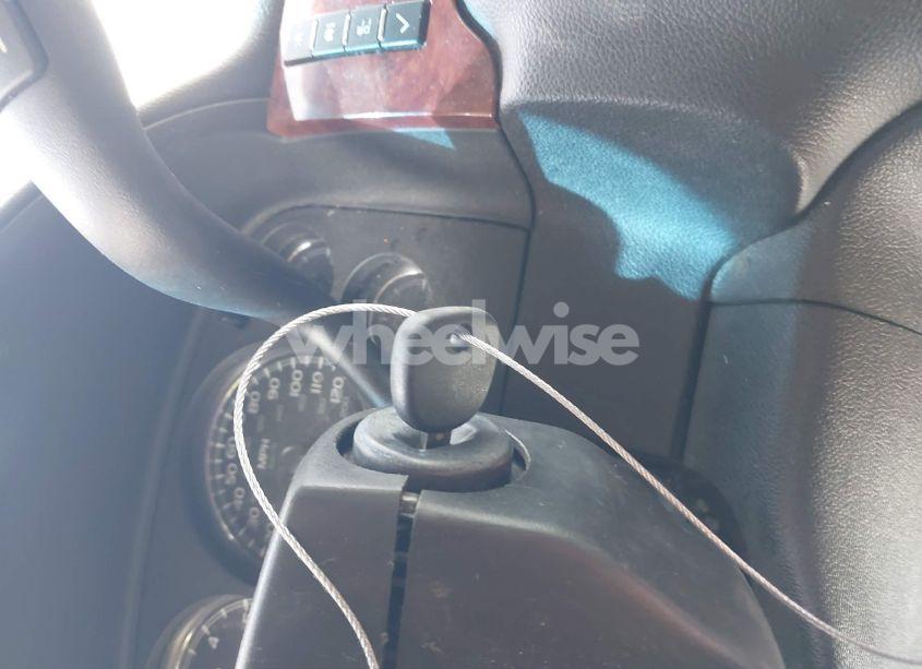 Photo 11 of 2009 Chevrolet Suburban 1500 LT1 (VIN 1GNFC26089R273028)