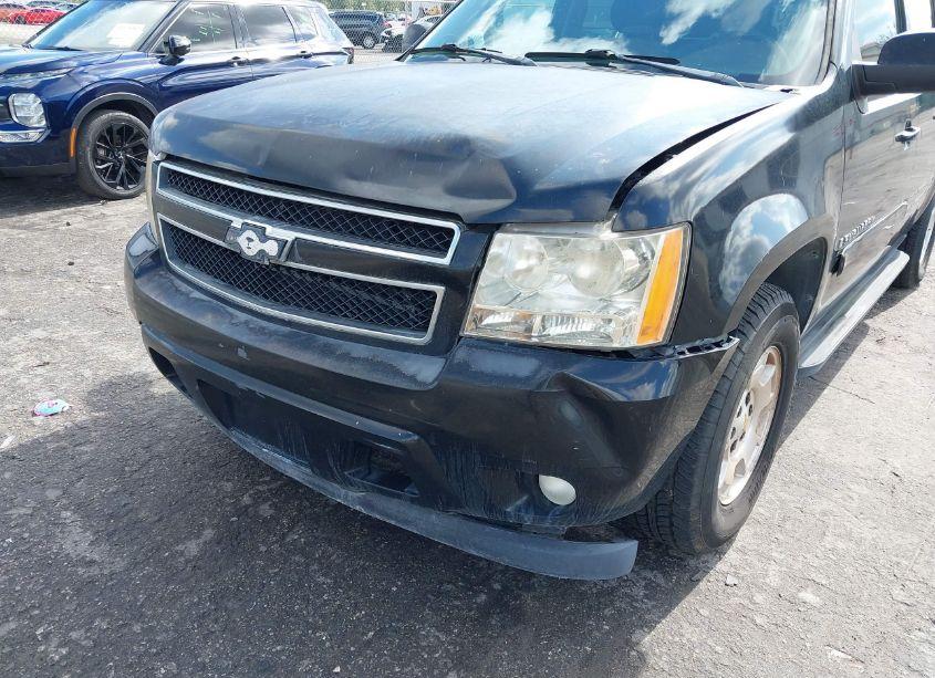 Photo 6 of 2009 Chevrolet Suburban 1500 LT1 (VIN 1GNFC26J69R188892)
