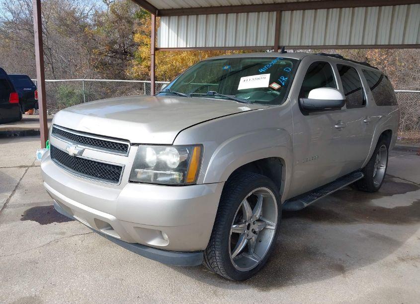 Photo 2 of 2009 Chevrolet Suburban 1500 LT2 (VIN 1GNFC26J89R169907)
