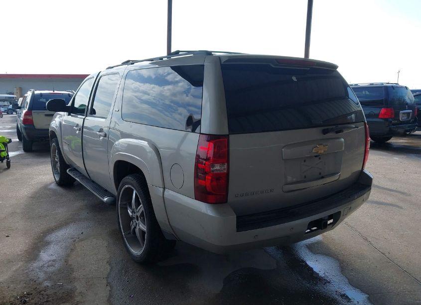 Photo 3 of 2009 Chevrolet Suburban 1500 LT2 (VIN 1GNFC26J89R169907)
