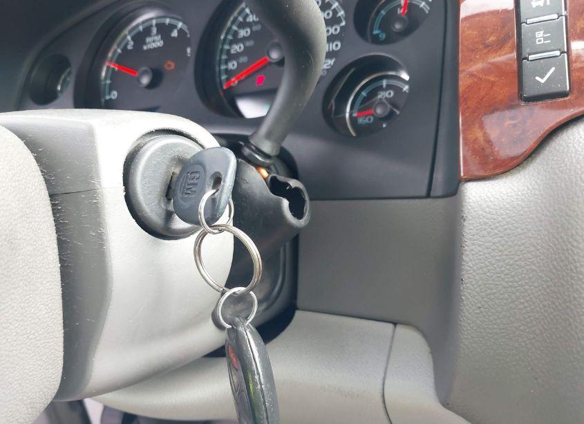 Photo 11 of 2009 Chevrolet Tahoe LTZ (VIN 1GNFC33J59R177618)