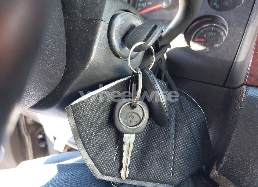 Photo 11 of 2009 Chevrolet Tahoe LTZ (VIN 1GNFC33J69R260104)