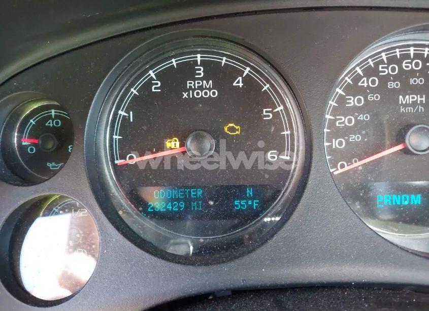 Photo 7 of 2009 Chevrolet Tahoe LTZ (VIN 1GNFC33J69R260104)