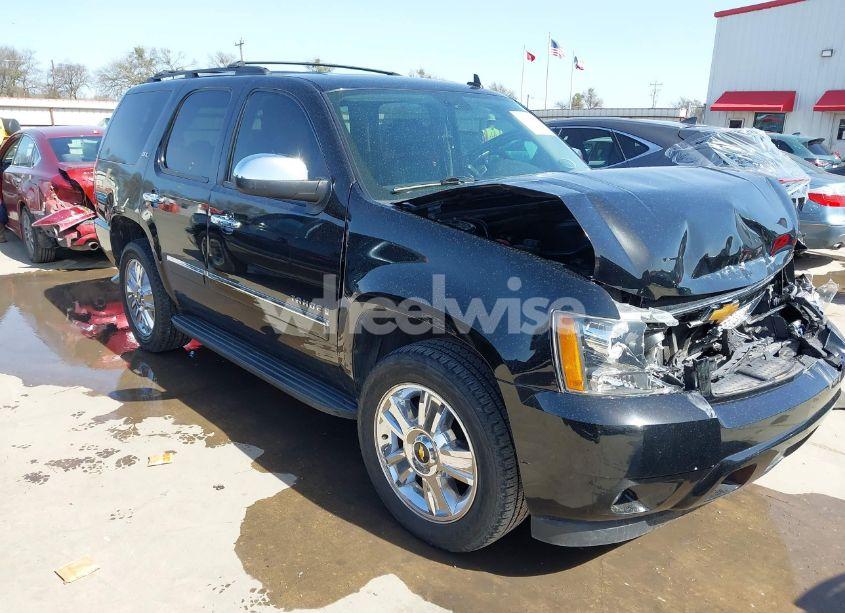 2009 Chevrolet Tahoe LTZ (VIN 1GNFC33J69R285570) main photo