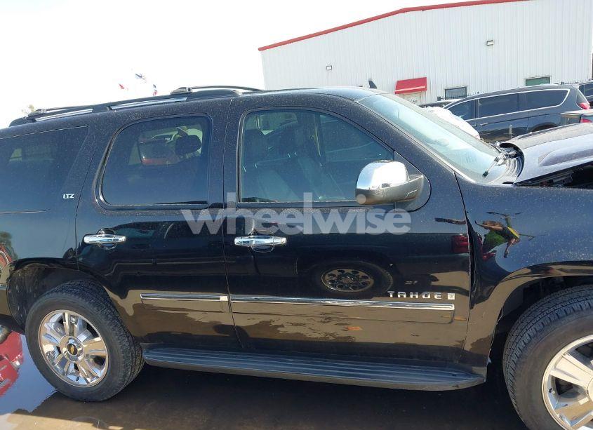 Photo 13 of 2009 Chevrolet Tahoe LTZ (VIN 1GNFC33J69R285570)