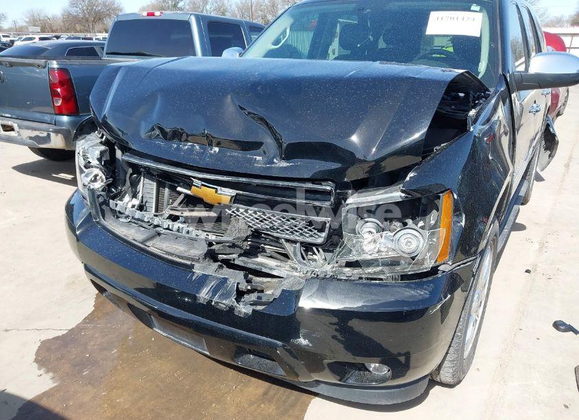 Photo 6 of 2009 Chevrolet Tahoe LTZ (VIN 1GNFC33J69R285570)