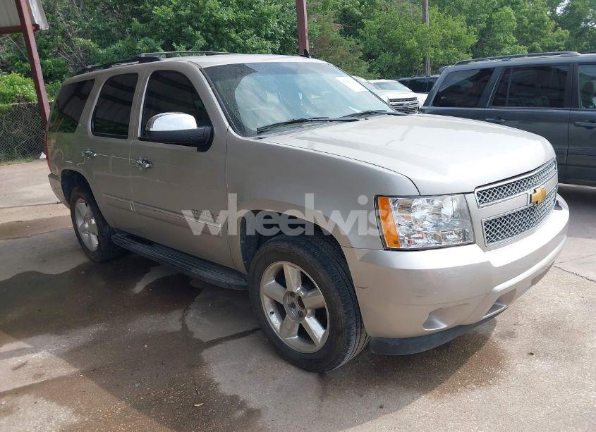 2009 Chevrolet Tahoe LTZ (VIN 1GNFC33J79R173652) main photo