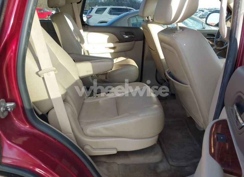 Photo 8 of 2009 Chevrolet Tahoe LTZ (VIN 1GNFC33JX9R281845)