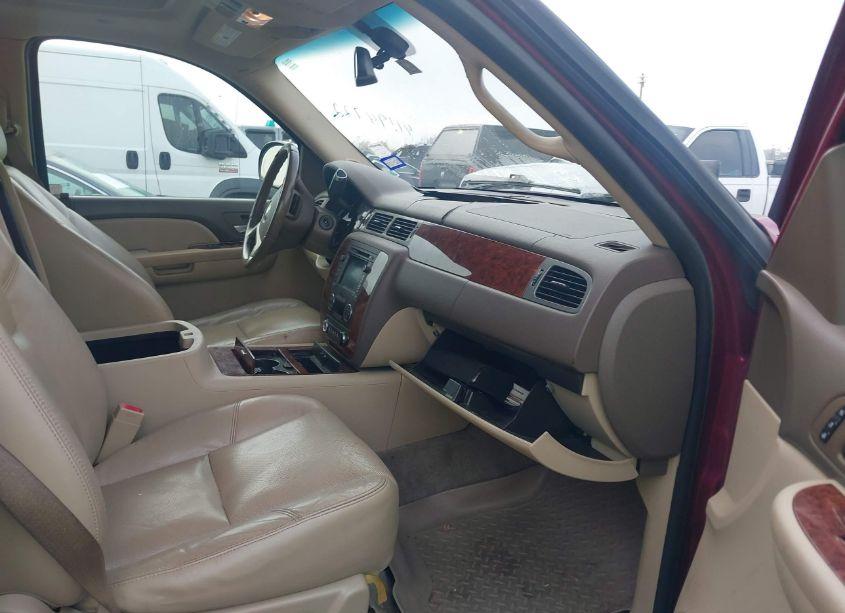 Photo 5 of 2009 Chevrolet Suburban 1500 LTZ (VIN 1GNFC36009R241115)