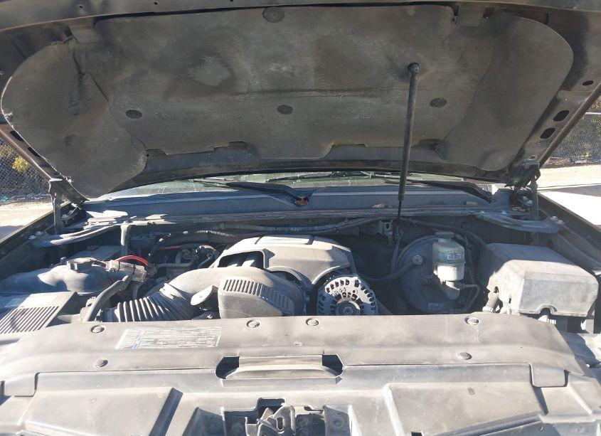 Photo 10 of 2009 Chevrolet Suburban 1500 LTZ (VIN 1GNFC36019R183497)