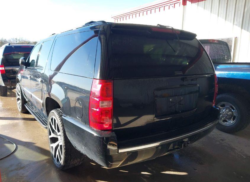 Photo 3 of 2009 Chevrolet Suburban 1500 LTZ (VIN 1GNFC36019R183497)