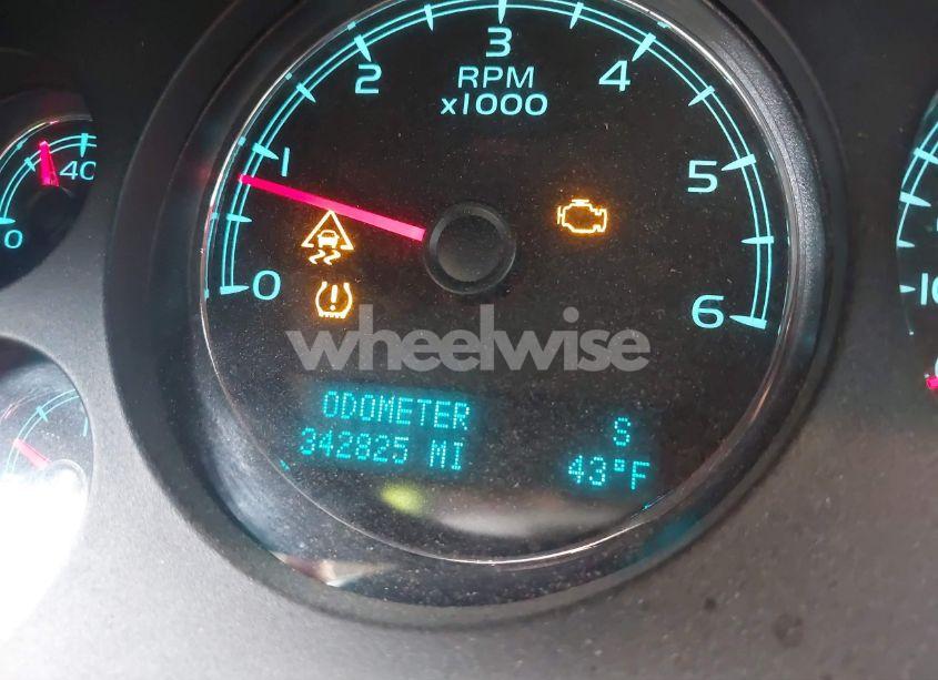 Photo 15 of 2009 Chevrolet Suburban 1500 LTZ (VIN 1GNFC36059R293095)