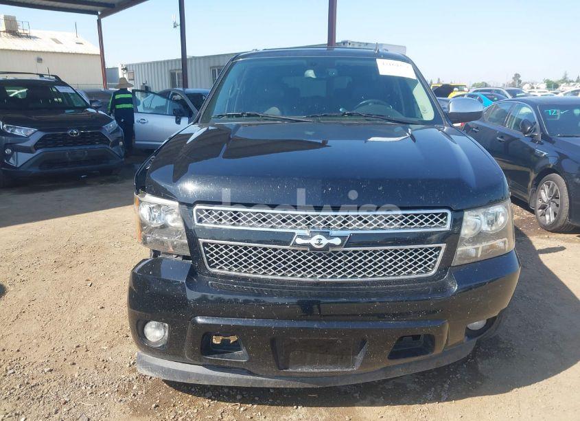 Photo 13 of 2009 Chevrolet Suburban 1500 LTZ (VIN 1GNFC36069R138233)