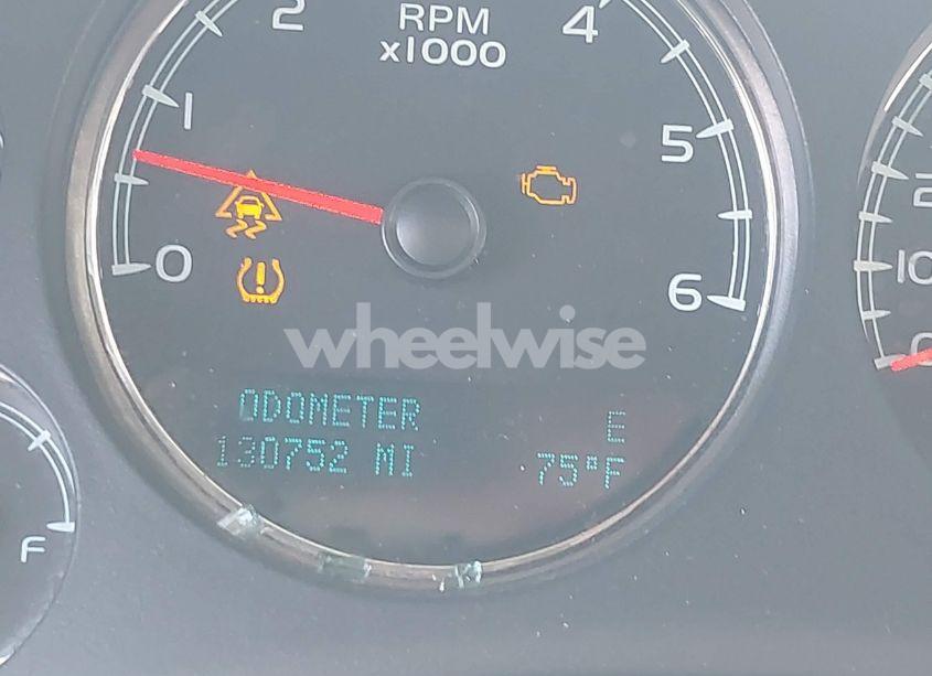 Photo 16 of 2009 Chevrolet Suburban 1500 LTZ (VIN 1GNFC36069R138233)