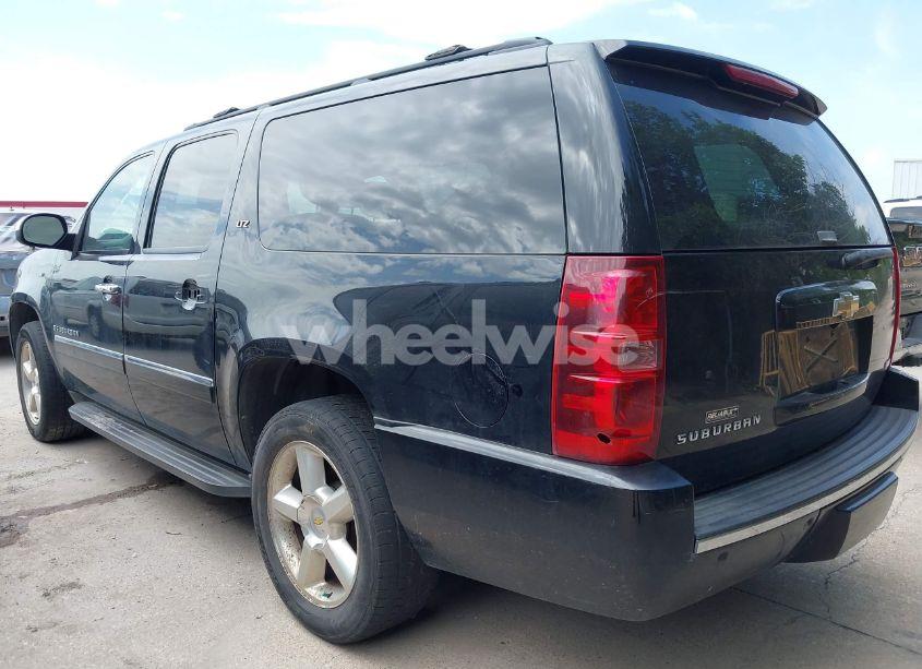 Photo 3 of 2009 Chevrolet Suburban 1500 LTZ (VIN 1GNFC36089J109816)