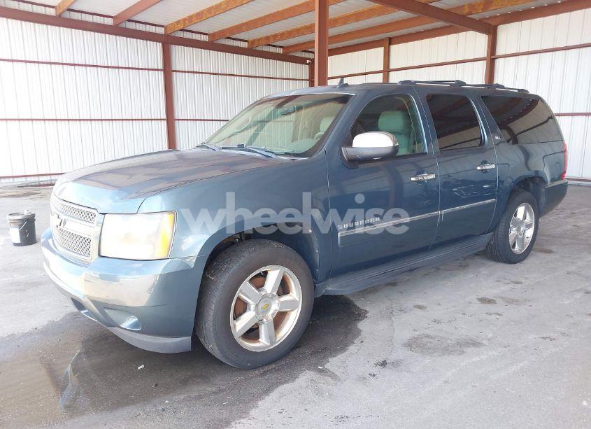 Photo 2 of 2009 Chevrolet Suburban 1500 LTZ (VIN 1GNFC36J29R293712)