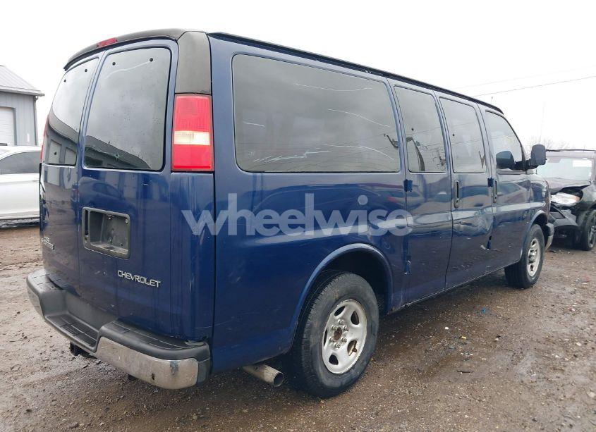 Photo 4 of 2003 Chevrolet Express (VIN 1GNFG15X131164252)