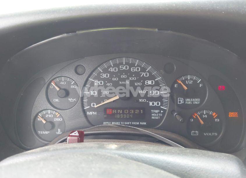 Photo 7 of 2001 Chevrolet Express LT (VIN 1GNFG65R511224707)