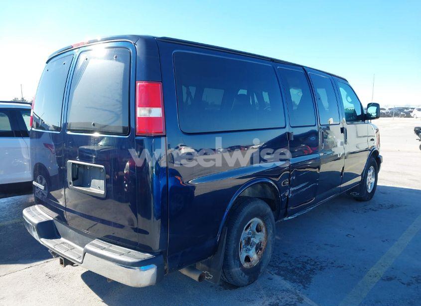 Photo 4 of 2008 Chevrolet Express LS (VIN 1GNFH154181182390)