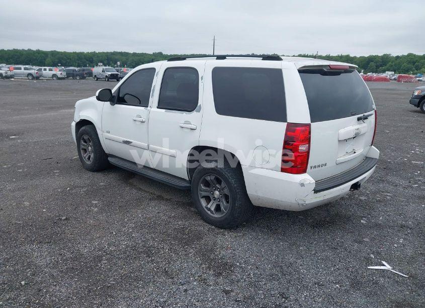 Photo 3 of 2007 Chevrolet Tahoe LTZ (VIN 1GNFK13007J149042)
