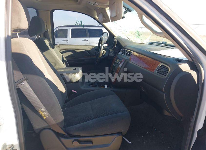 Photo 5 of 2007 Chevrolet Tahoe LT (VIN 1GNFK13007R153285)