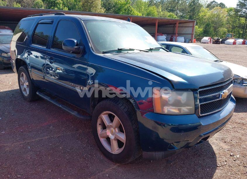 2007 Chevrolet Tahoe LTZ (VIN 1GNFK13007R178090) main photo