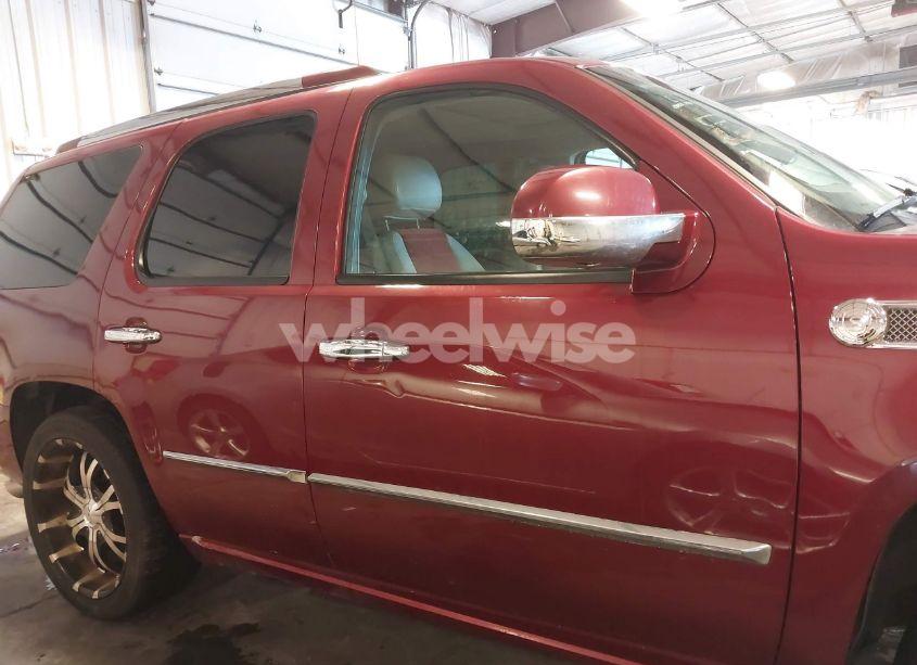 Photo 13 of 2007 Chevrolet Tahoe LT (VIN 1GNFK13007R264239)