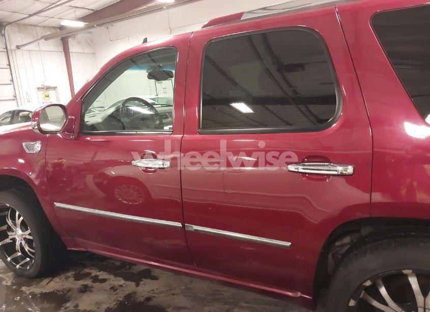 Photo 14 of 2007 Chevrolet Tahoe LT (VIN 1GNFK13007R264239)