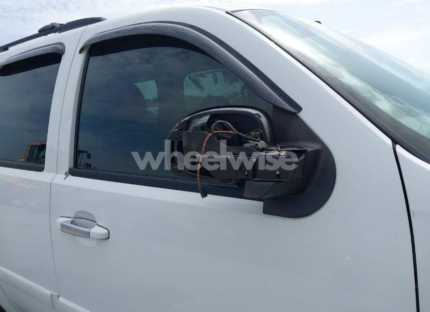 Photo 13 of 2007 Chevrolet Tahoe LT (VIN 1GNFK13007R395137)