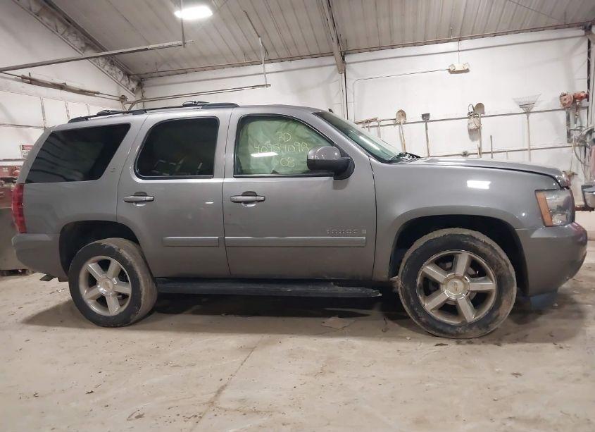 Photo 13 of 2008 Chevrolet Tahoe LT (VIN 1GNFK13008J149298)