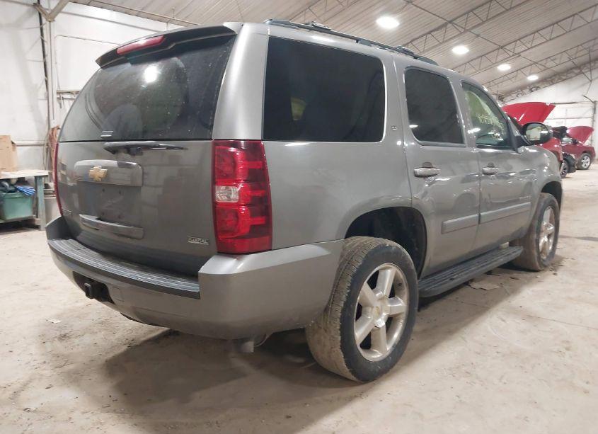Photo 4 of 2008 Chevrolet Tahoe LT (VIN 1GNFK13008J149298)