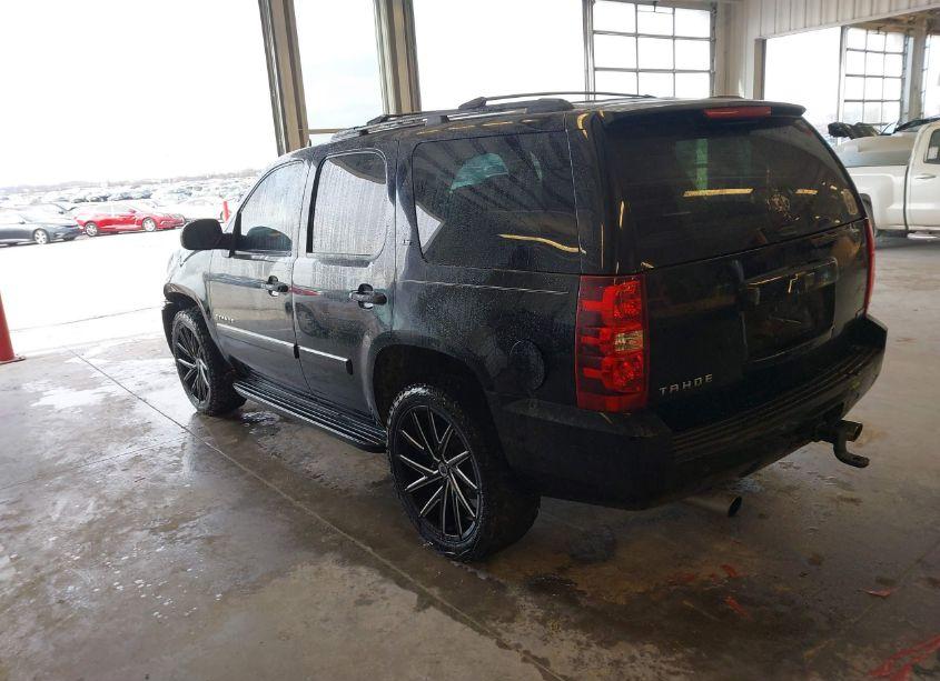 Photo 3 of 2008 Chevrolet Tahoe LS (VIN 1GNFK13008J181314)