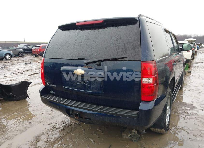 Photo 4 of 2007 Chevrolet Tahoe LTZ (VIN 1GNFK13017J110542)