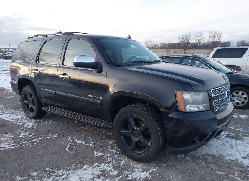 2007 Chevrolet Tahoe LTZ (VIN 1GNFK13017J257265) main photo