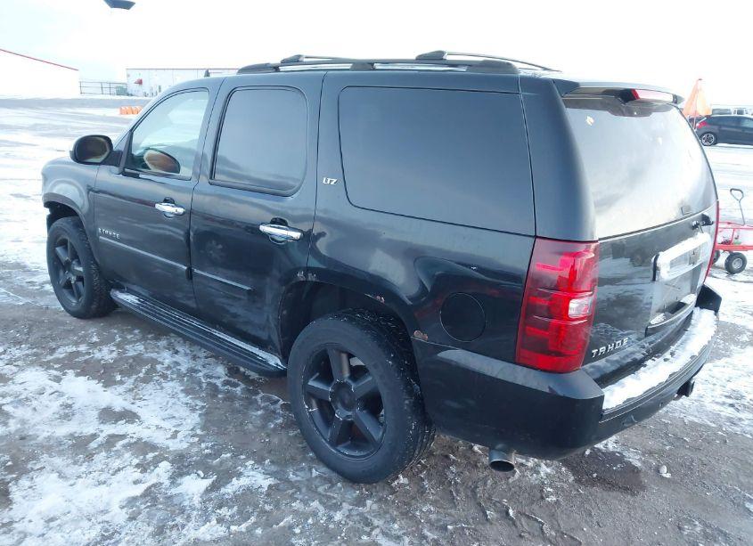 Photo 3 of 2007 Chevrolet Tahoe LTZ (VIN 1GNFK13017J257265)