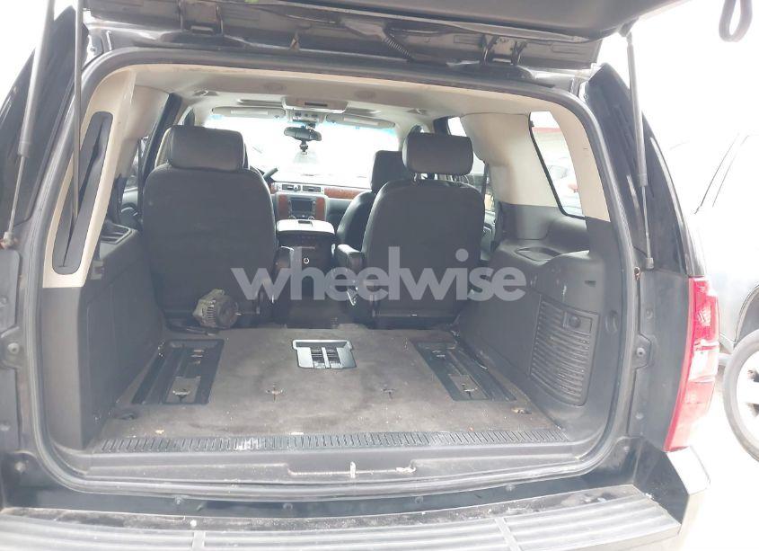 Photo 12 of 2007 Chevrolet Tahoe LTZ (VIN 1GNFK13017J385098)