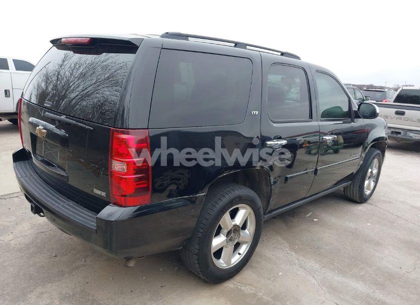 Photo 4 of 2007 Chevrolet Tahoe LTZ (VIN 1GNFK13017J385098)