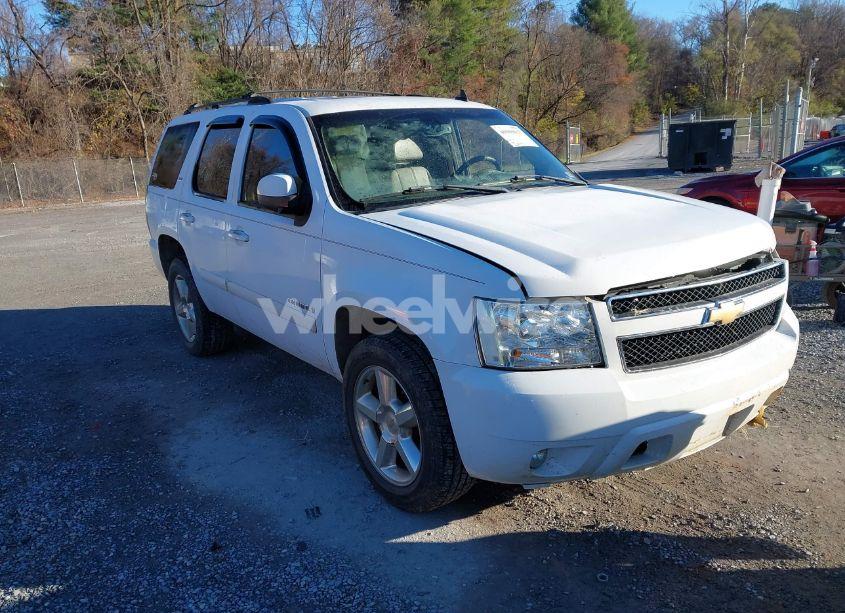 2007 Chevrolet Tahoe LTZ (VIN 1GNFK13017R146295) main photo