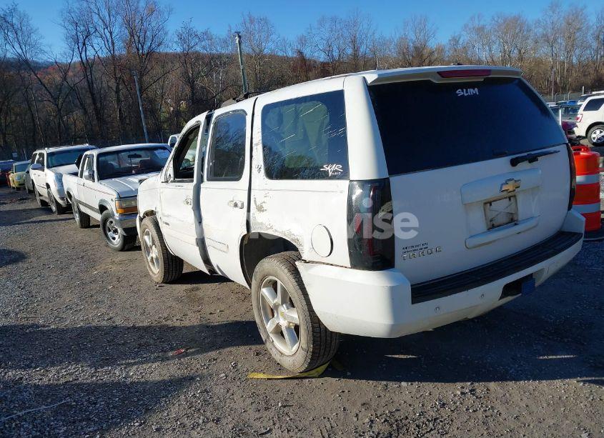 Photo 3 of 2007 Chevrolet Tahoe LTZ (VIN 1GNFK13017R146295)