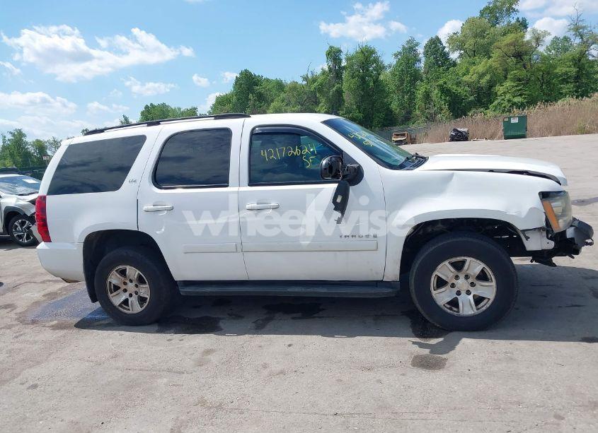 Photo 13 of 2007 Chevrolet Tahoe LTZ (VIN 1GNFK13017R190572)