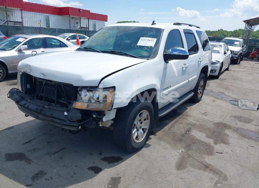 Photo 2 of 2007 Chevrolet Tahoe LTZ (VIN 1GNFK13017R190572)