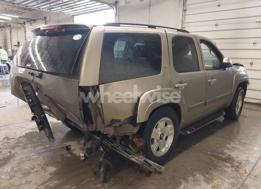 Photo 4 of 2007 Chevrolet Tahoe LT (VIN 1GNFK13017R328935)