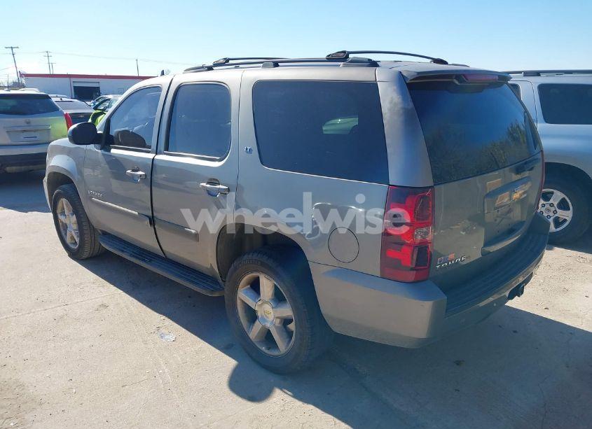 Photo 3 of 2007 Chevrolet Tahoe LT (VIN 1GNFK13017R382185)
